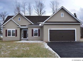 337 N Creek Xing, Rochester, NY 14612