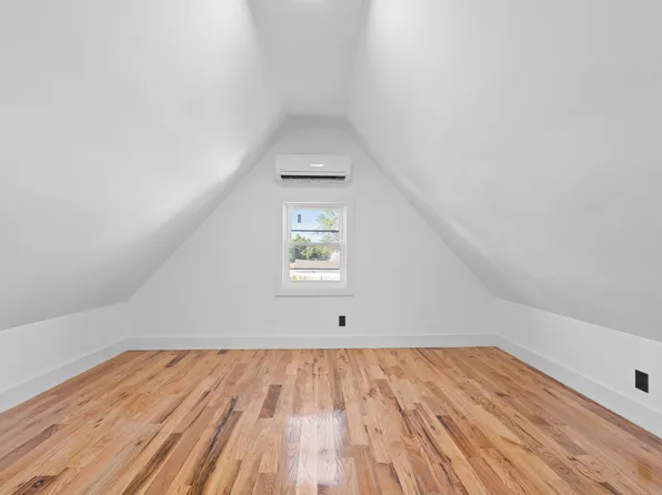 179-11 120th Avenue image 25 of 35