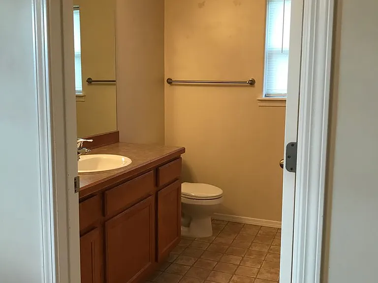 1831 Teton Ct — Photo 10