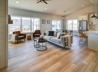 6647 Royal View Dr, Deforest, WI 53532