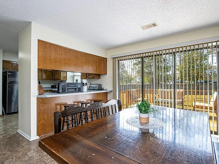 101 Bearskin Dr — Photo 10