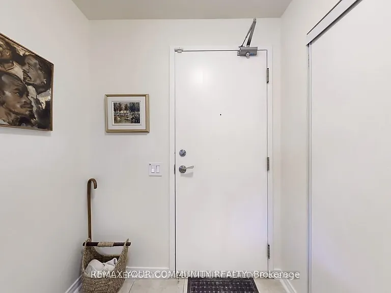 455 Rosewell Ave #101 — Photo 9