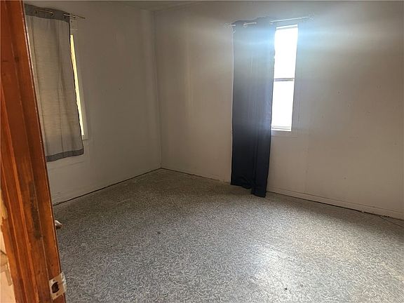 5th image of 7900 Myrtle Ave