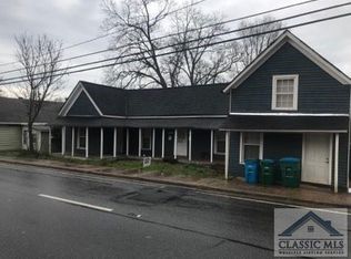 890 S Broad St, Commerce, GA 30529