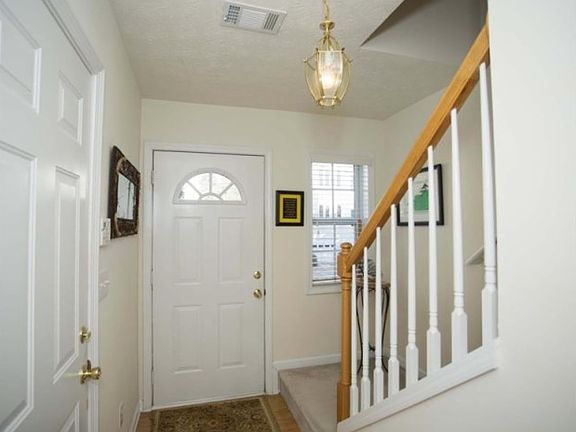 4th image of 1611 Indian Way