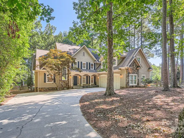 132 High Sail Ct, Mooresville, NC 28117