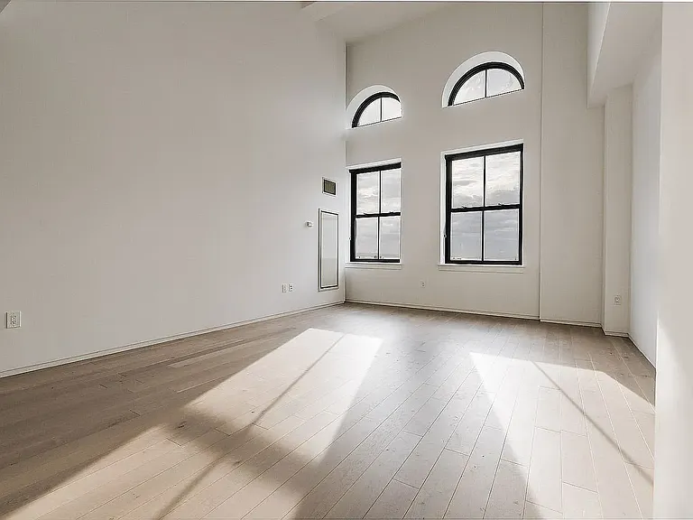 1 Hanson Pl #19L — Photo 1