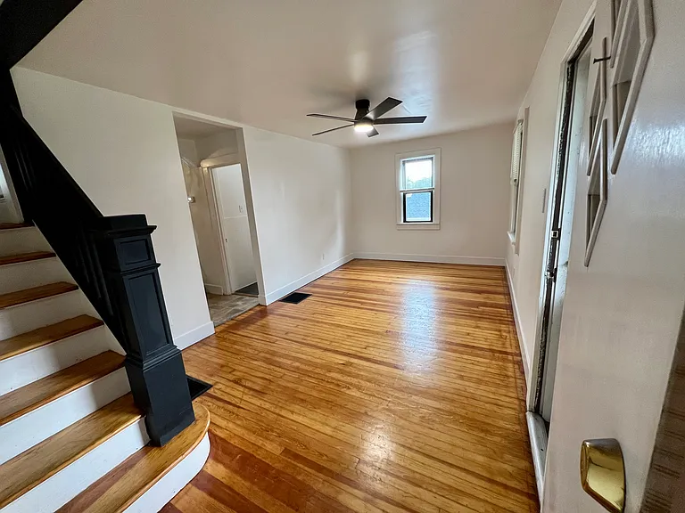4322 Anna St — Photo 4