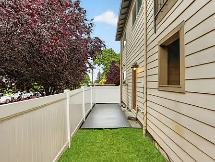 8950 N Kellogg St #15 — Photo 21