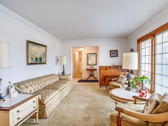 4th image of 4723 Heatherbrook Dr
