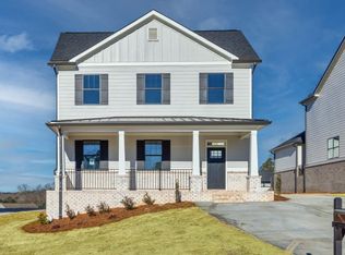 5824 Gainesville St, Flowery Branch, GA 30542