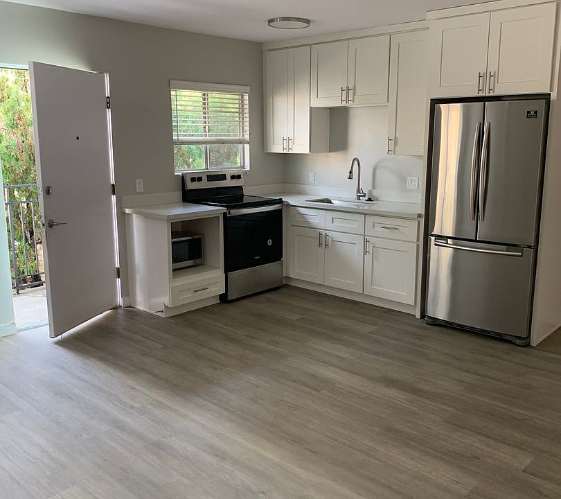 1st image of 4021 32nd St APT 8