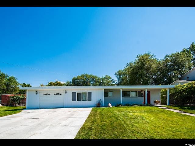 1st image of 10381 S Zinnia Way