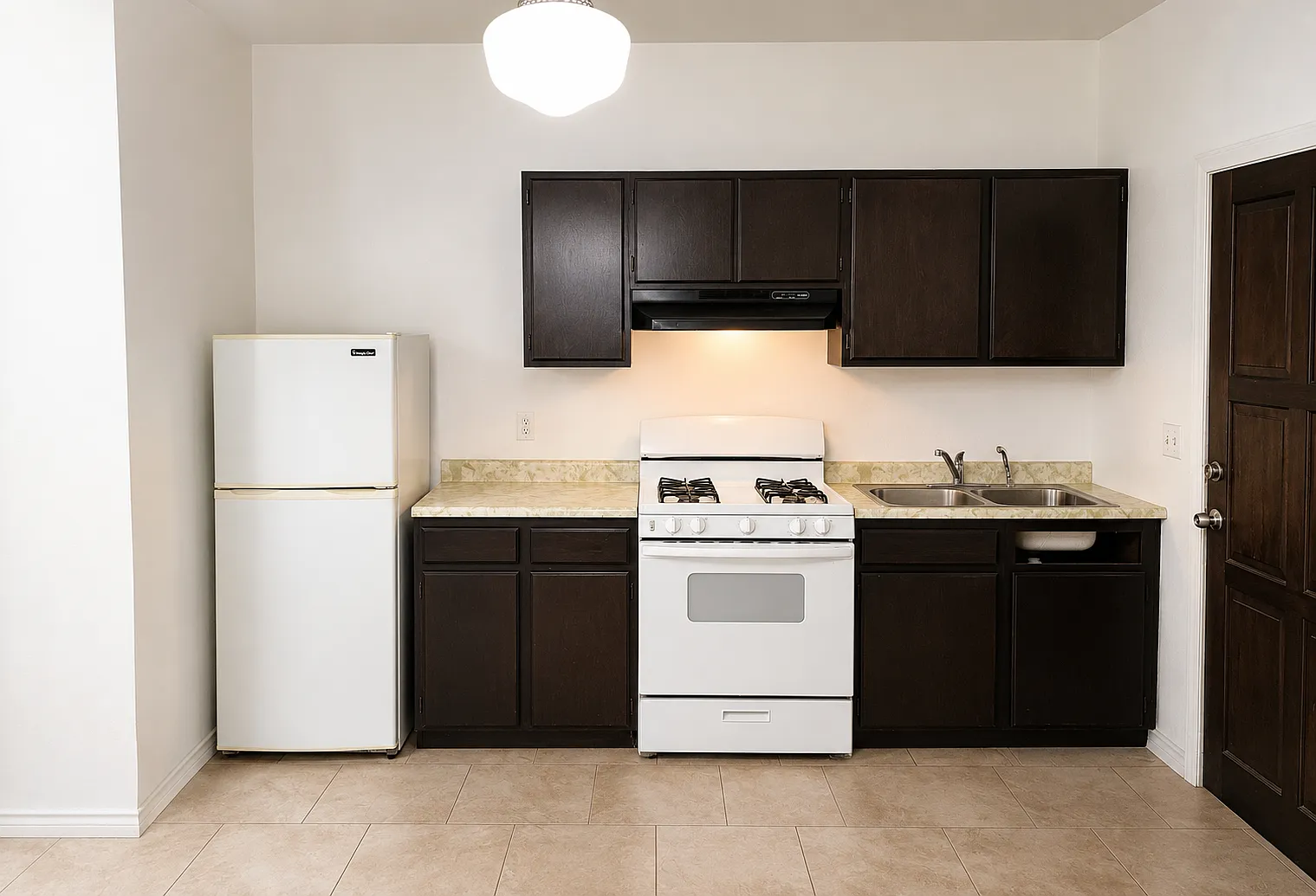 Studio, 360 sqft, $950 — Photo 4