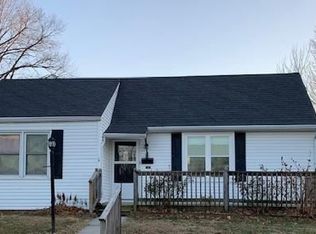 1102 W Pearl St, Savannah, MO 64485