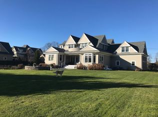 45 Parker Ave, Newport, RI 02840