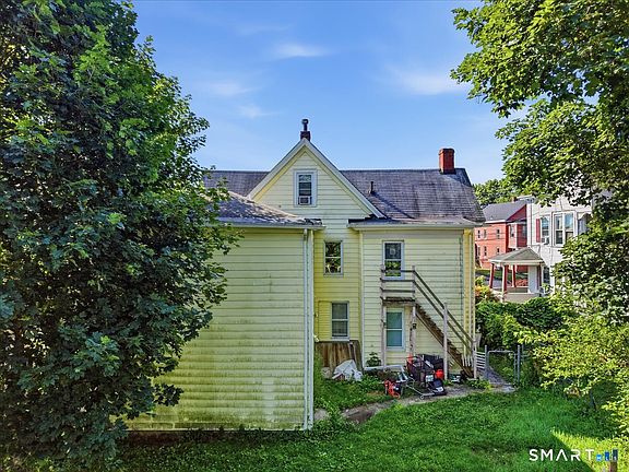5th image of 837 Bank Street