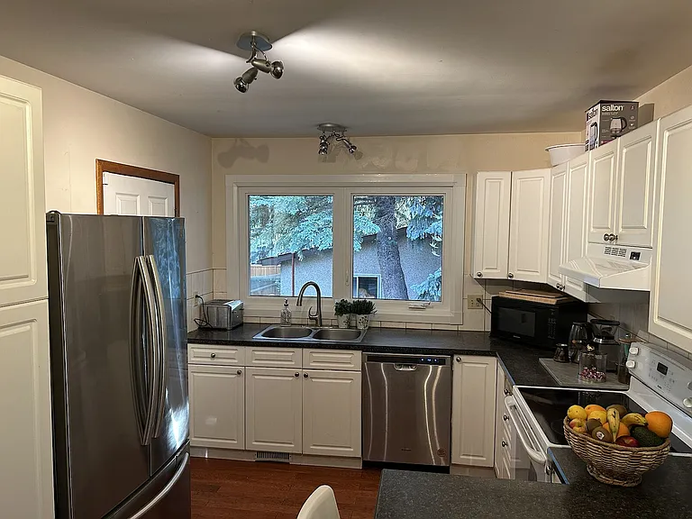 4319 Charleswood Dr NW — Photo 14