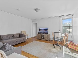 489 E Broadway #3, Boston, MA 02127