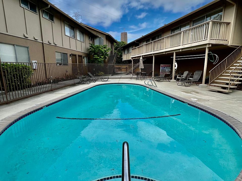 1st image of 2407 Los Gatos Almaden Rd #3