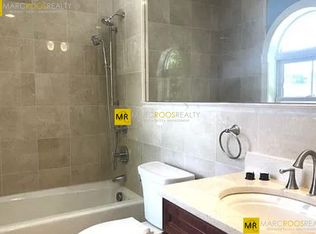 50 Rowe St #50, Auburndale, MA 02466