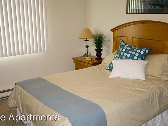 4th image of 14610 Shannon Pkwy APT 102