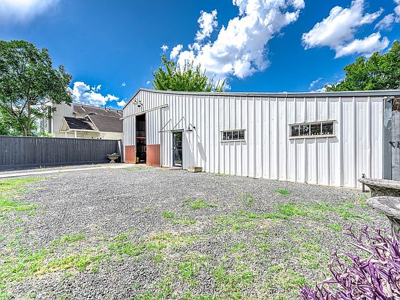 3rd image of 3901 Billingsley St #1