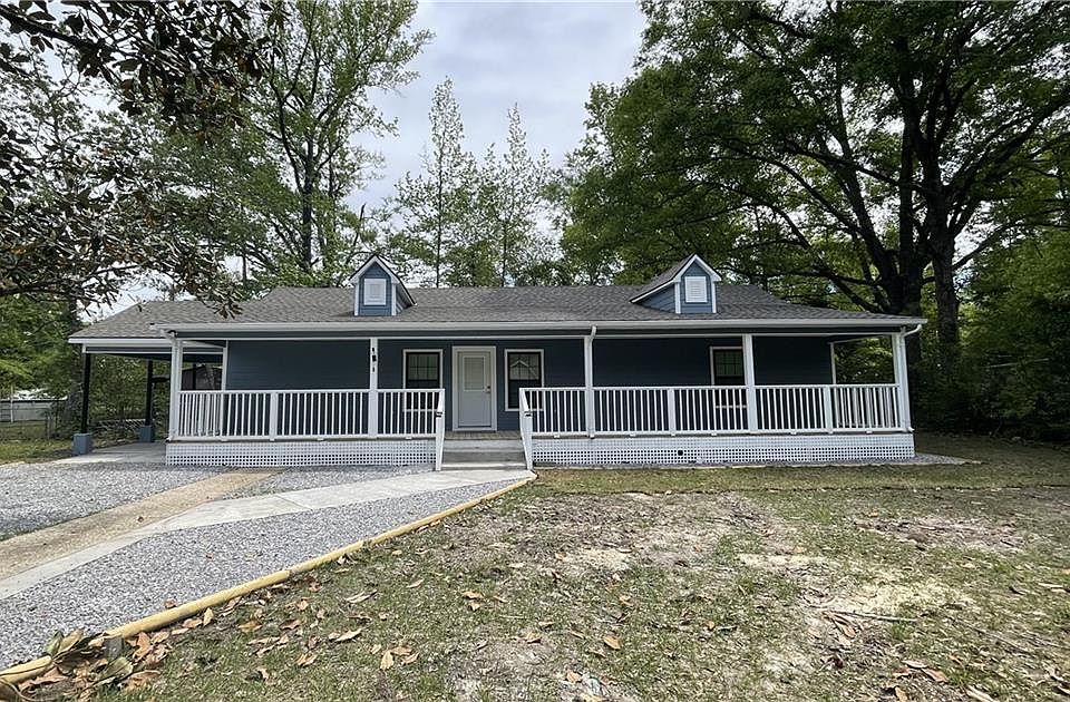 1st image of 718 Avenue J