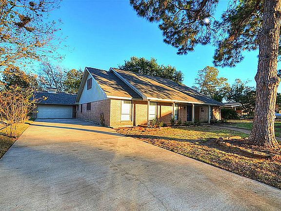 2nd image of 4920 Goose Creek Dr