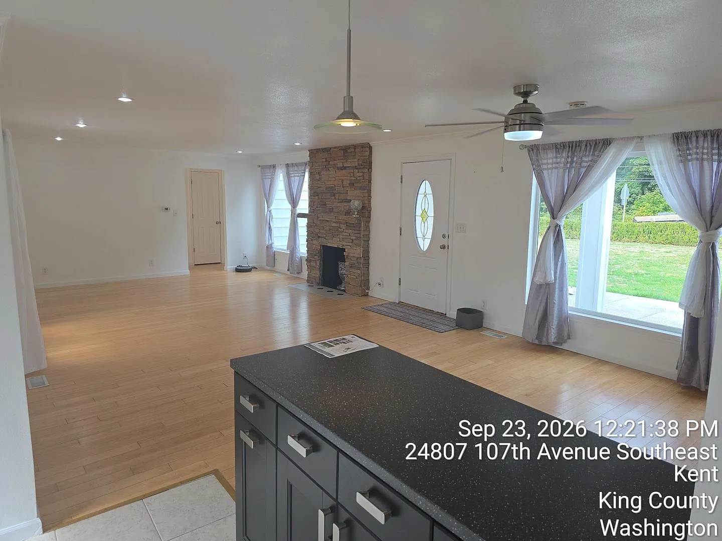 Large, Light and bright 3 bedroom home, 2 bathrooms, corner lot rambler on Kent's East Hill -RENT... — Photo 3