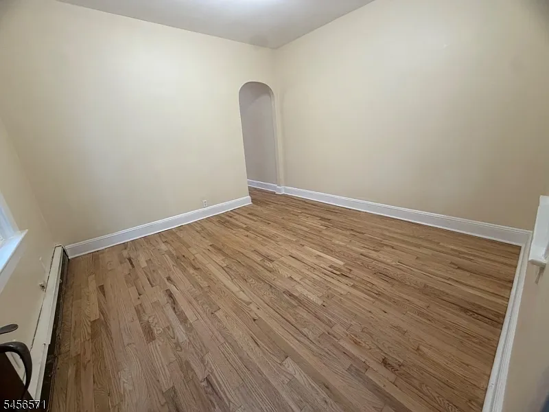 2 bed, 1.0 bath, $2,600 — Photo 2