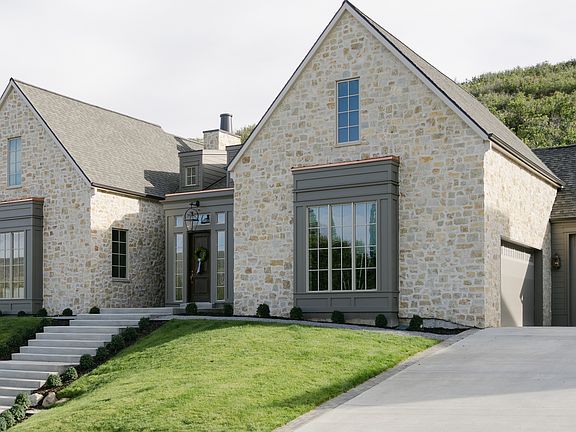 5th image of 400 E Saddle Dr #36