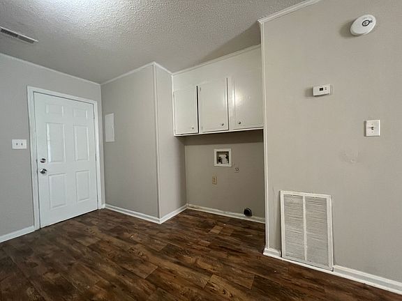 4th image of 1312 Linwood Rd