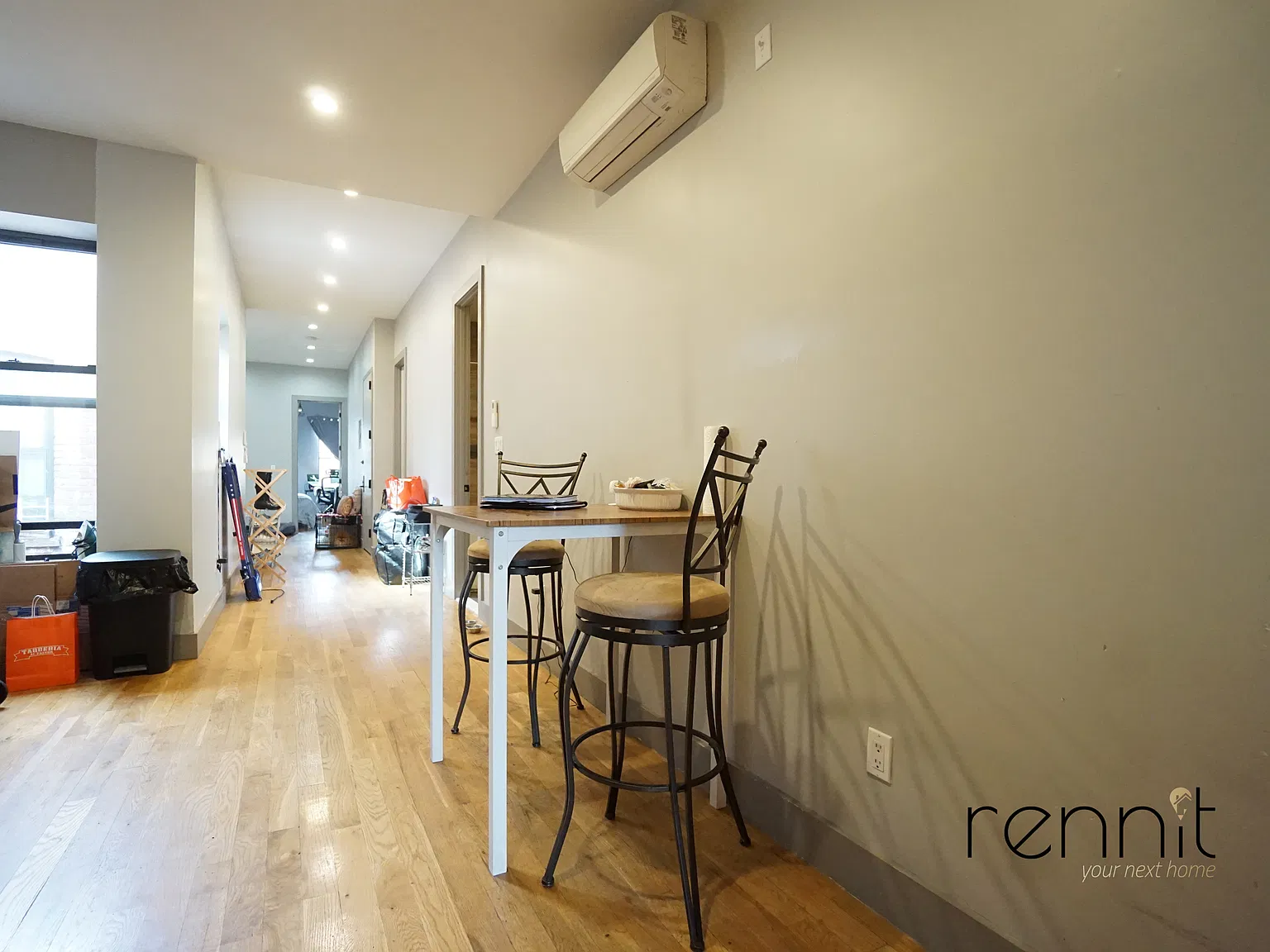 1716 Woodbine Street — Photo 2