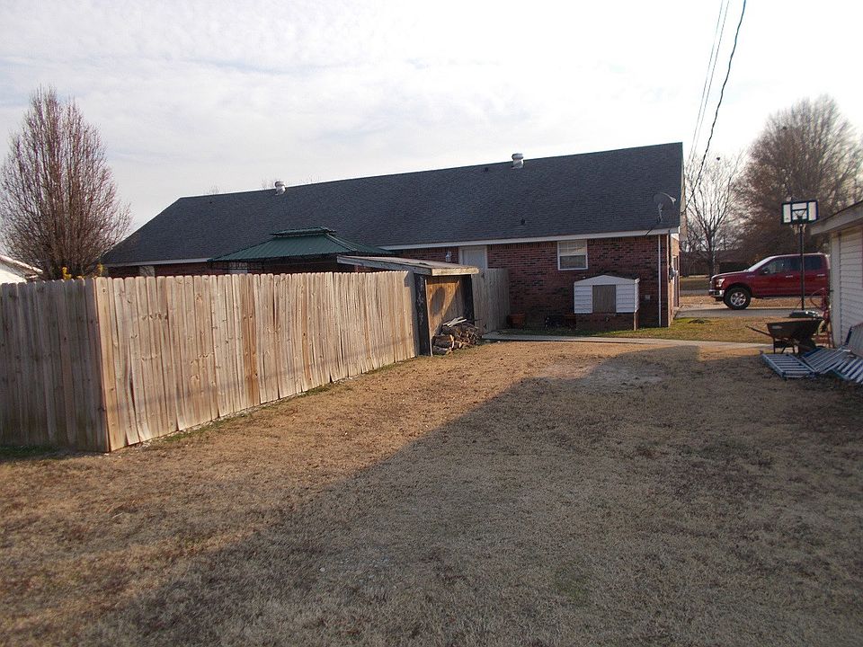 2nd image of 8 County Road 1411