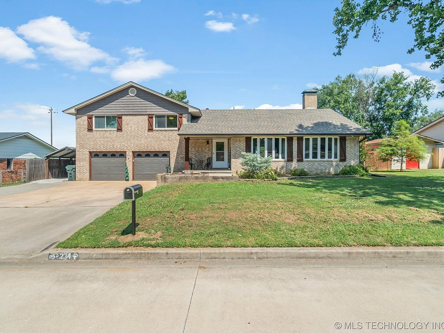 234 E 17th St, Claremore, OK 74017 Zillow