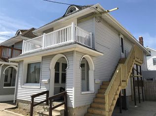 14 N Marion Ave, Ventnor, NJ 08406