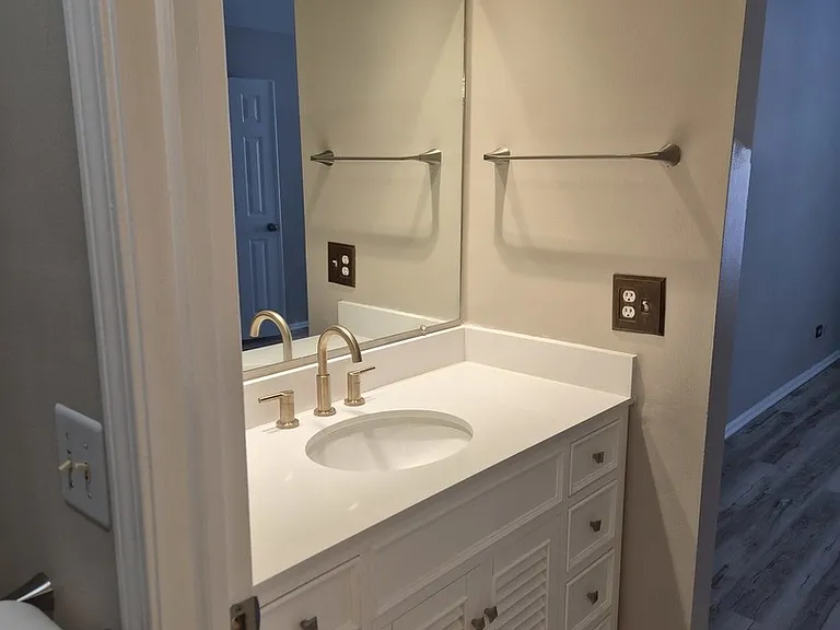 271 Southwick Ct #271 — Photo 28