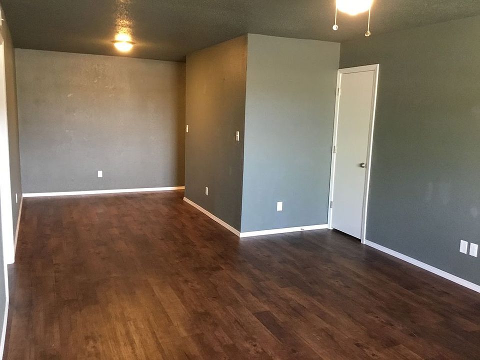 1st image of 124 NE 23rd St APT 221