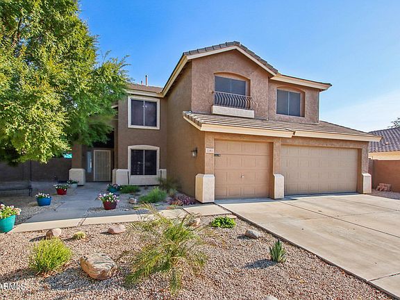 3rd image of 1181 E CATHY Drive