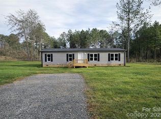 129 Patchwork Dr, Statesville, NC 28677