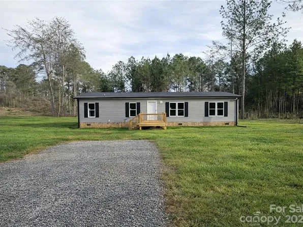 129 Patchwork Dr, Statesville, NC 28677