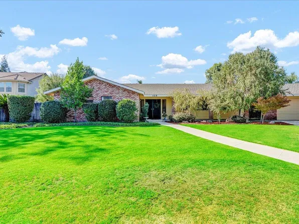 125 W Victor Court, Visalia, CA 93277