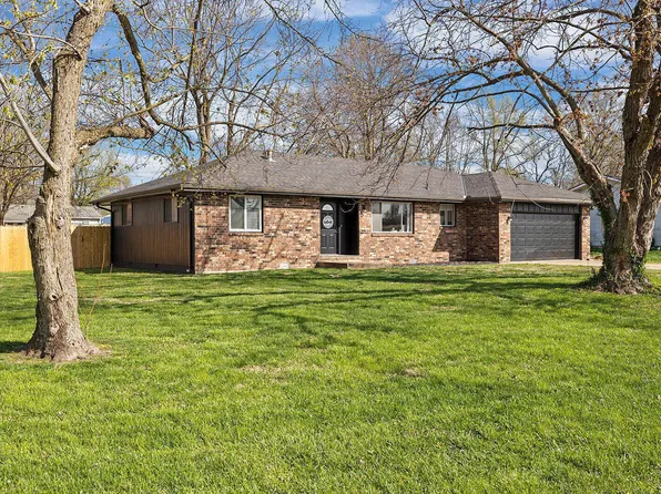 1400 S Washington Avenue, Aurora, MO 65605