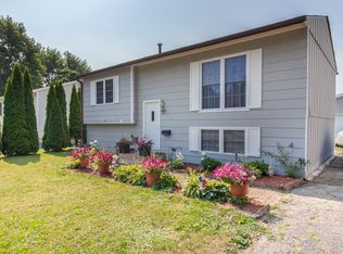 1016 E 5th St, Sandwich, IL 60548