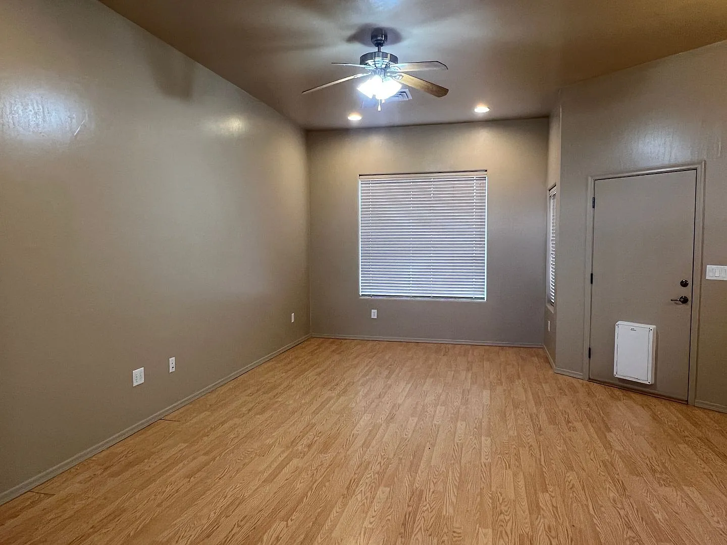 Home for Rent in Frontier Estates — Photo 4