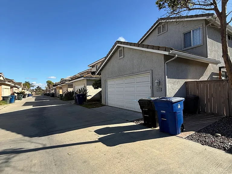 1401 Filmore Pl — Photo 9