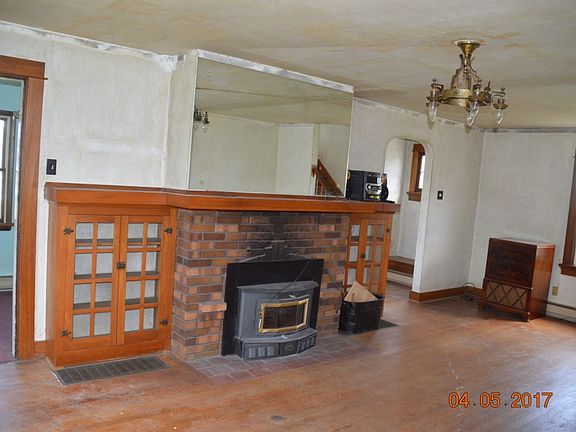 2nd image of 6832 Salem Ave