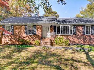 4509 Knightbridge Rd, Greensboro, NC 27455