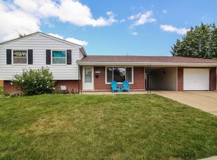 31032 Nelson Dr, Warren, MI 48088